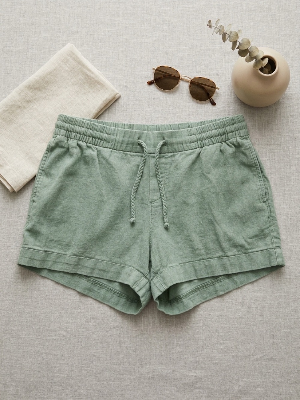 Old Navy Sage Green Linen Blend Pull-On Shorts Medium